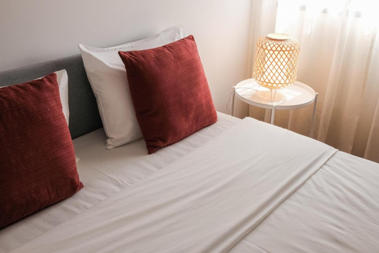 נאזרה Besugo'S House Rooms & Apartment מראה חיצוני תמונה